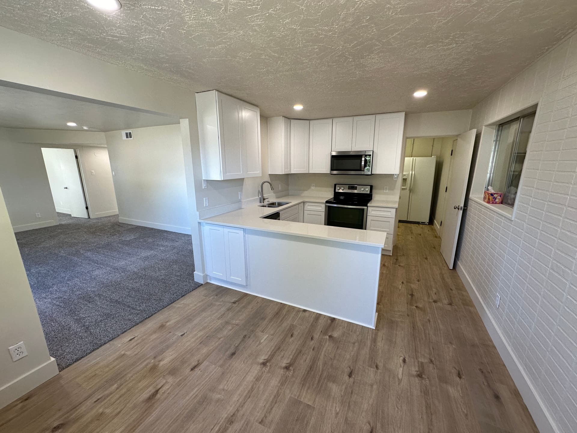 Gallery photos for Stylish Home Remodel in Kearns UT: Image #14
